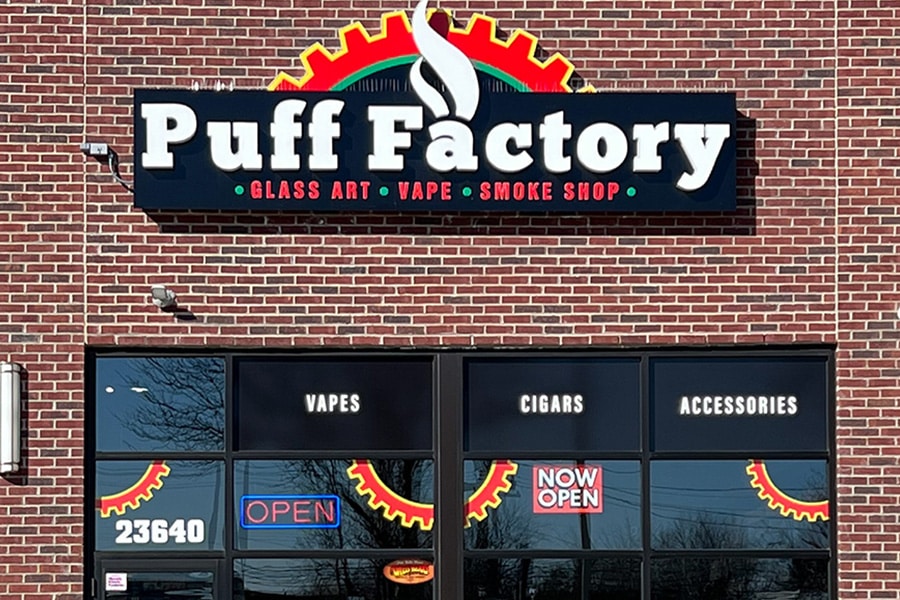Puff Factory Taylor 900x600